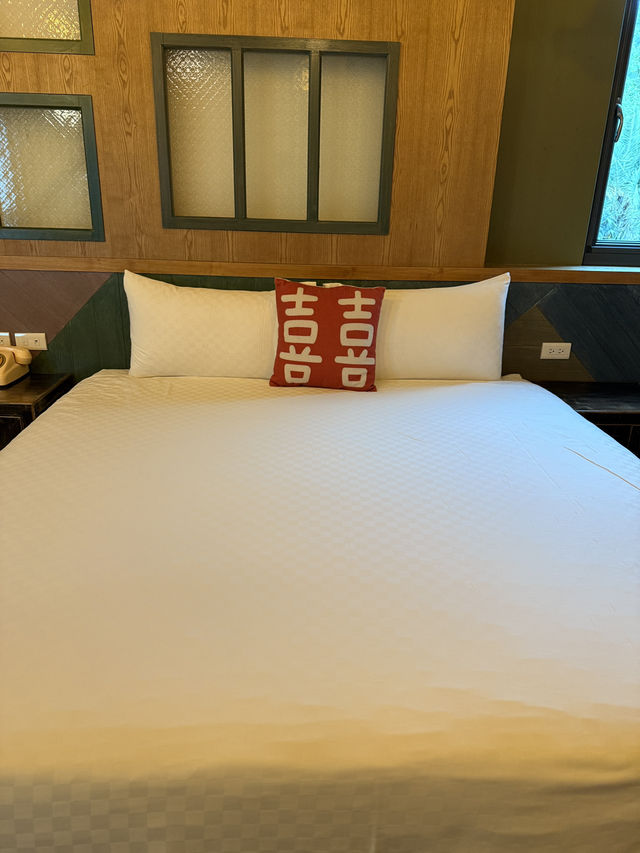 若問台灣何處最能令人心靜、眼開、魂返本真，十之八九會提起花蓮。這片坐落於中央山脈與太平洋之間的土地，沒有城市的浮躁，只有一股輕新、樸質的氣息，淡淡地、悠悠地，彷彿天地留白的筆觸，畫出一幅未完的山水長卷