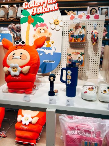 2026年 カカオ フレンズ弘大フラッグシップ ストアショッピング