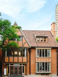 Charming Hidden Gem: 66 Wutong Courtyard by Architect Hudec
