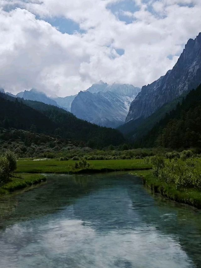 Where Heaven Touches Earth – Tibet’s Lost Kingdom in Sichuan’s Wild West