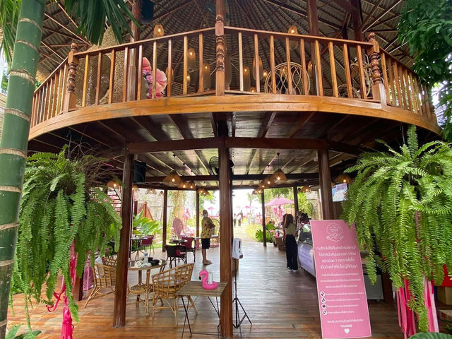 Top Seacret Beach Cafe