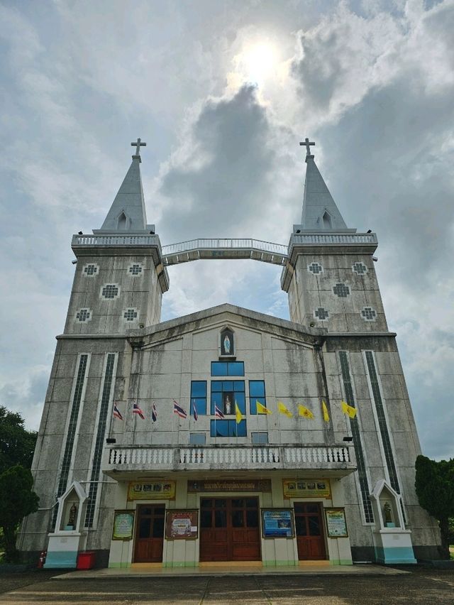 รองอาสนวิหารนักบุญอันนา 🕍