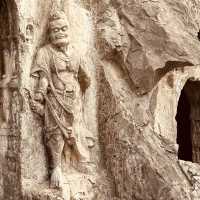 Luoyang: Ancient Capital of Peonies & Temples