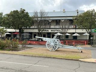 โรงแรมบูร์รา