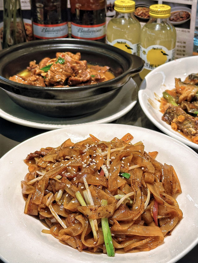 上海申粵餐廳