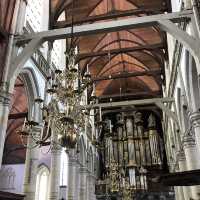 📍Oude Kerk(アウデ・ケルク)|アムステルダム最古の教会