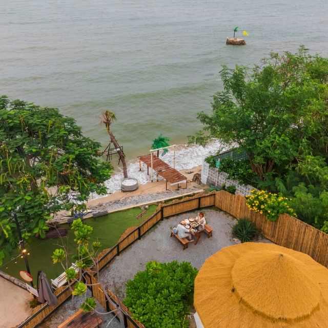 ที่พักริมหาดบางแสนบรรยากาศดี "Bangsaen Beach Camp" ที่พักริมหาดบางแสนบรรยากาศดี "Bangsaen Beach Camp"