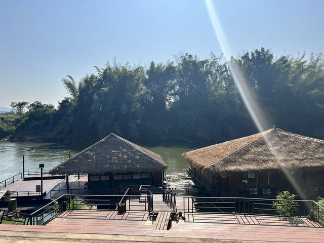 The River life Resort กาญจนบุรี 