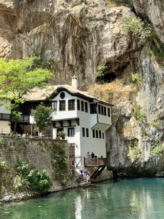 YOU WON’T WANT TO LEAVE THIS RIVERSIDE SPOT IN BLAGAJ