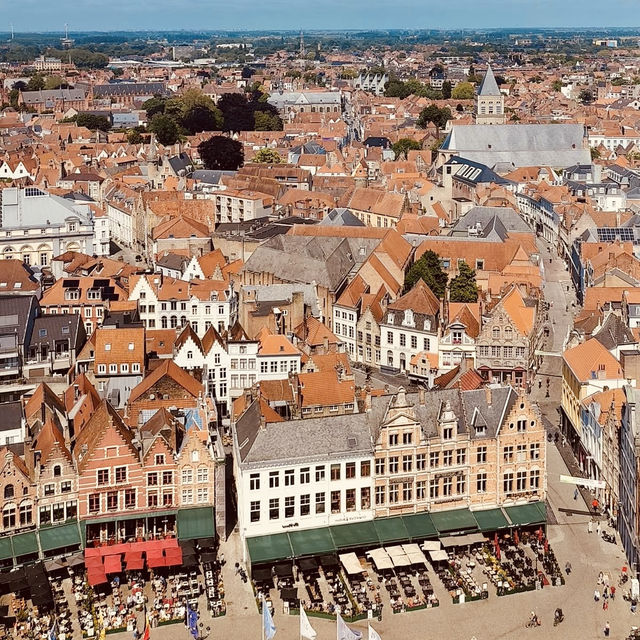 A Fairytale for One: Solo Magic in Bruges, Belgium 🍫 A Fairytale for One: Solo Magic in Bruges, Belgium 🍫