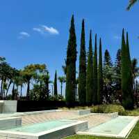 Crystal Cathedral – A Modern Icon of Faith and Architecture