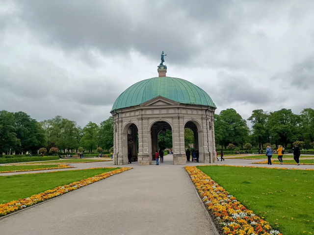 王宮花園（Hofgarten）