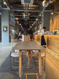 【名古屋カフェ】高架下にある大人気のガレット専門店