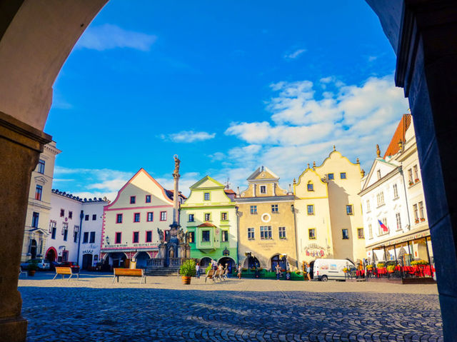 Cesky Krumlov….ล่องเรือผ่านเมืองเก่า 