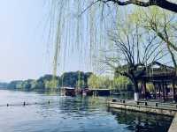 入秋的西湖:一湖秋水一城詩意