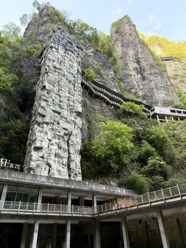Многие туристы ошибаются, приезжая в Чжанцзяцзе