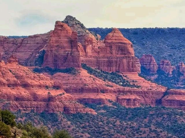 🌄 “Sedona Trail View Point – Where the Red Rocks Touch the Sky!”