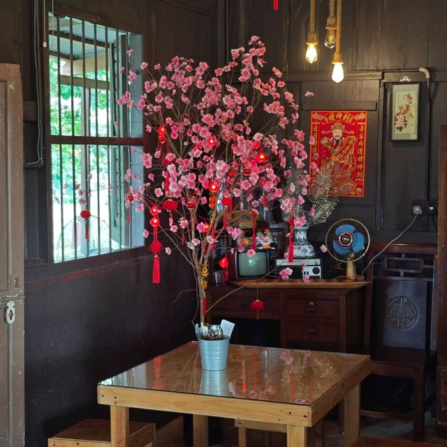 Rumah Kayu: Air Itam’s Hidden Gem with Kampung Vibes