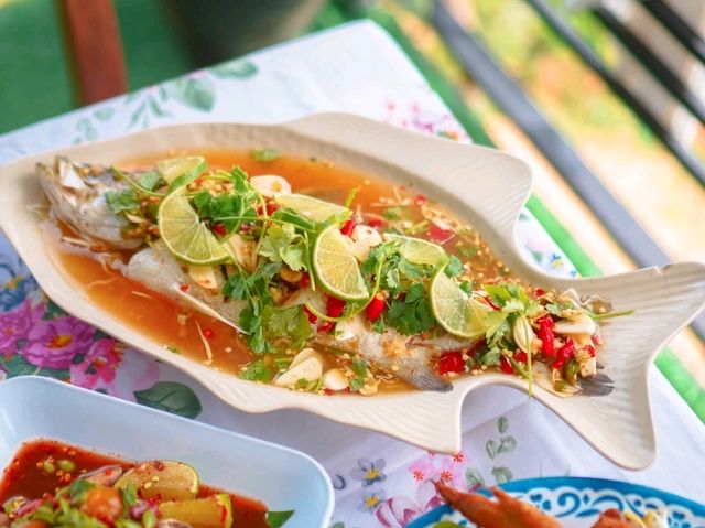 ส้มตำยำ 3 อ่าว ภูเก็ต: แซ่บสุดขั้ว!
