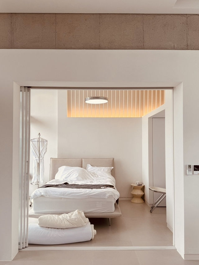Sleek, Contemporary Interior Design