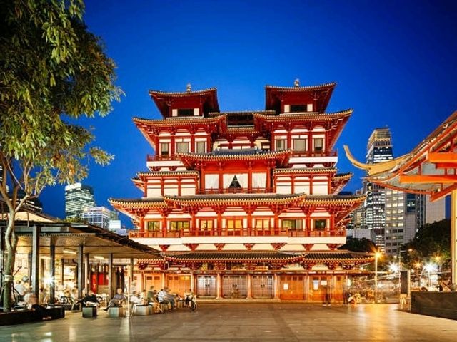 🏮 Foodie Paradise Meets Heritage: Exploring Singapore's Chinatown 🇸🇬