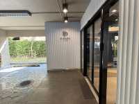 โรงแรมตีมวาฬ!