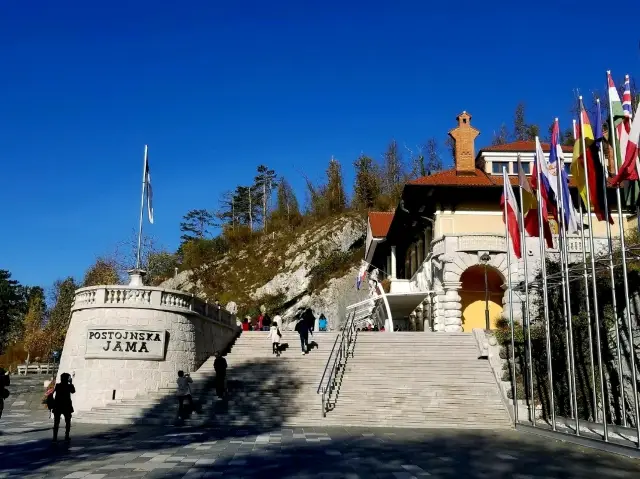 Stalactite Cave Deep Exploration Tour