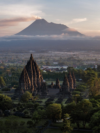Indonesia | Kunjungan ke-4 di Indonesia, berhasil mengabadikan 4 gunung berapi ini 🌋
