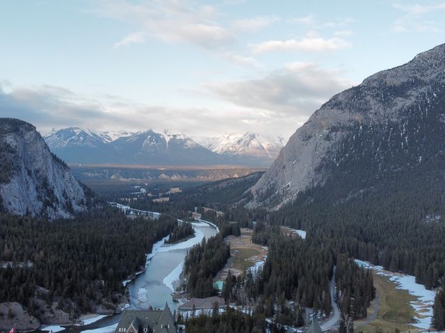 The iconic view Fairmont Banff Springs Hotel