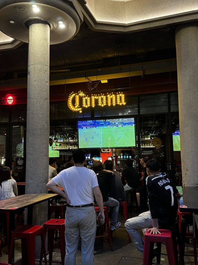 Top night club in shanghai 🍺🍷🍻🥂🍹🍸