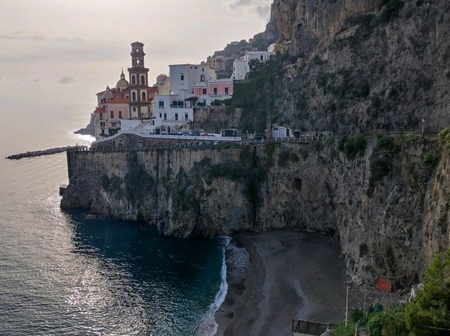 Walking from Minori to Amalfi along the coast 