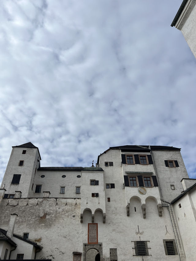 🇦🇹 薩爾茨堡高地要塞（Fortress Hohensalzburg） 🏰
