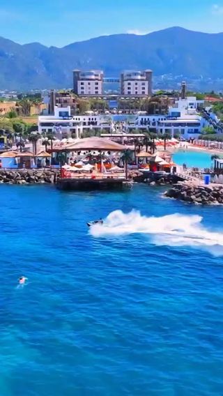 Cratos Premium: Mediterranean Glamour & 24‑Hour Resort Vibes