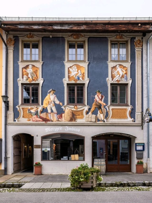 🏔 Mittenwald: A Bavarian Village Painted by Nature and Tradition 🎻🇩🇪