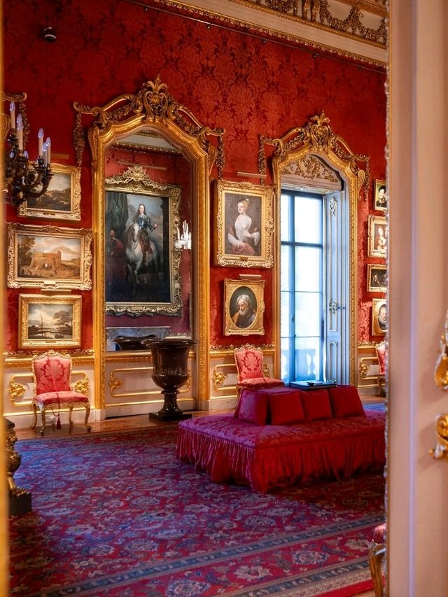 🏛 Apsley House: The Duke of Wellington’s Regal London Residence 🇬🇧✨