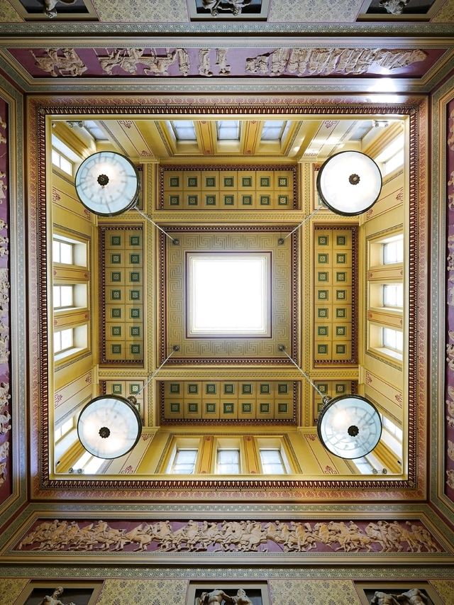 🖼 Manchester Art Gallery: A Cultural Treasure in the Heart of the City 🇬🇧✨