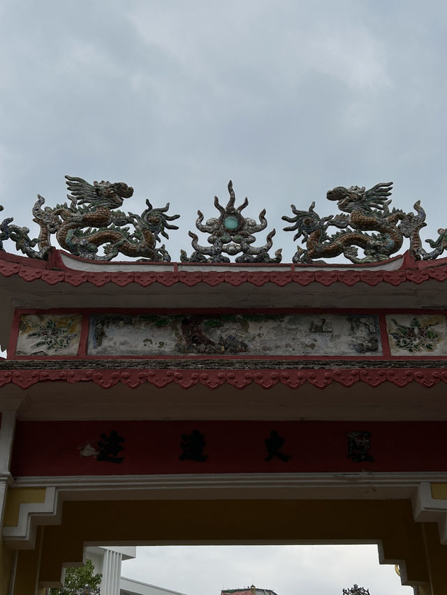 Amazing family temple of Da nang! All of your wishes come true!