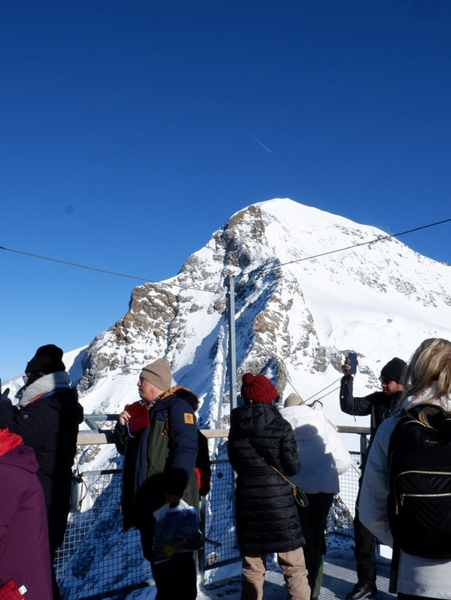 ❄️ เที่ยว Jungfrau – สัมผัส “Top of Europe” 