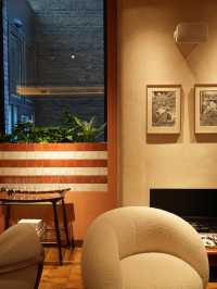 London | The newly-opened brilliant Sir Hotel in London