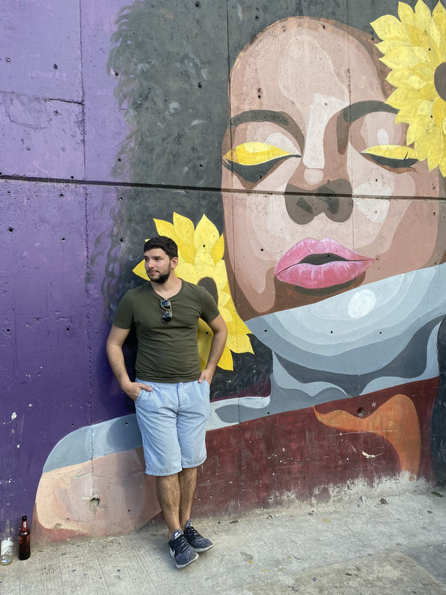 Explore Medellín’s Vibrant Urban Heart: Comuna 13 