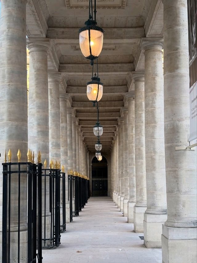 Spooky Striped Shadows: Halloween Tips & Tricks at Palais Royal, Paris 👻 Spooky Striped Shadows: Halloween Tips & Tricks at Palais Royal, Paris 👻