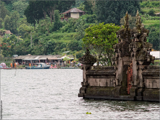 Pura Ulun Danu Bratan: храм, плывущий по облакам