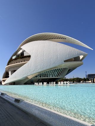 🤯 Culture Shock: Valencia's Architecture is Too Futuristic for My Brain 🧠