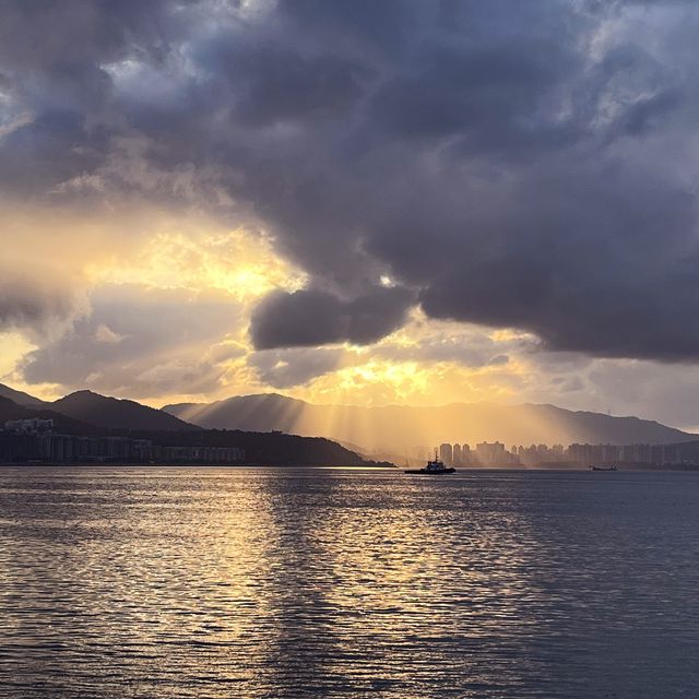 烏溪沙碼頭邂逅浪漫日落