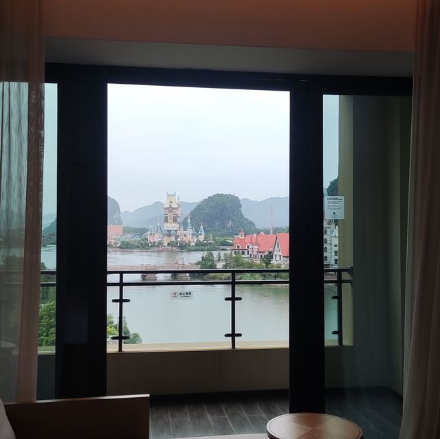 打卡英德奧園希爾頓逸林酒店