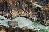 怒江大峽谷旅遊：一次尋找神秘峽谷與自然之美的旅行，你準備好了