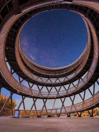 Another wonderland of clouds and mist and a holy place of starry sky were discovered! 📷🌆