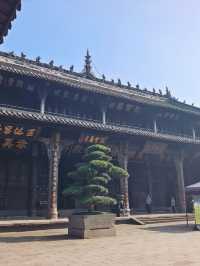當田園風光已不知道去哪裡了我們可以選擇國保寶光寺上香禮佛