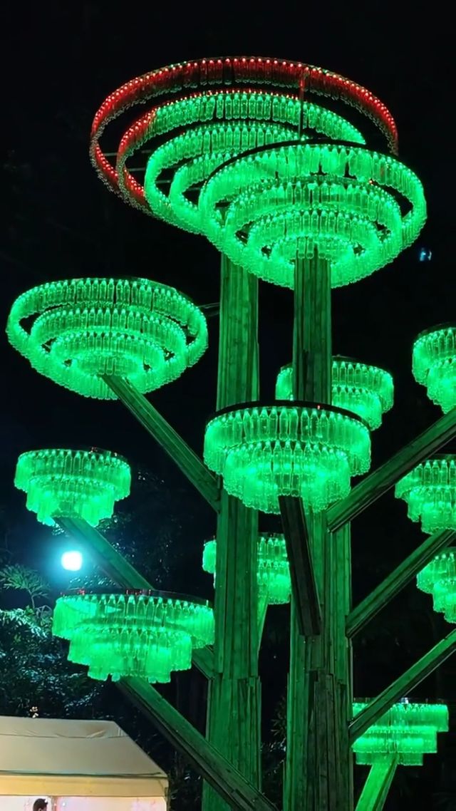 廣州越秀公園燈會“龍”重“燈”場！！