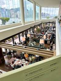 住在擁有海景的香港麗晶酒店